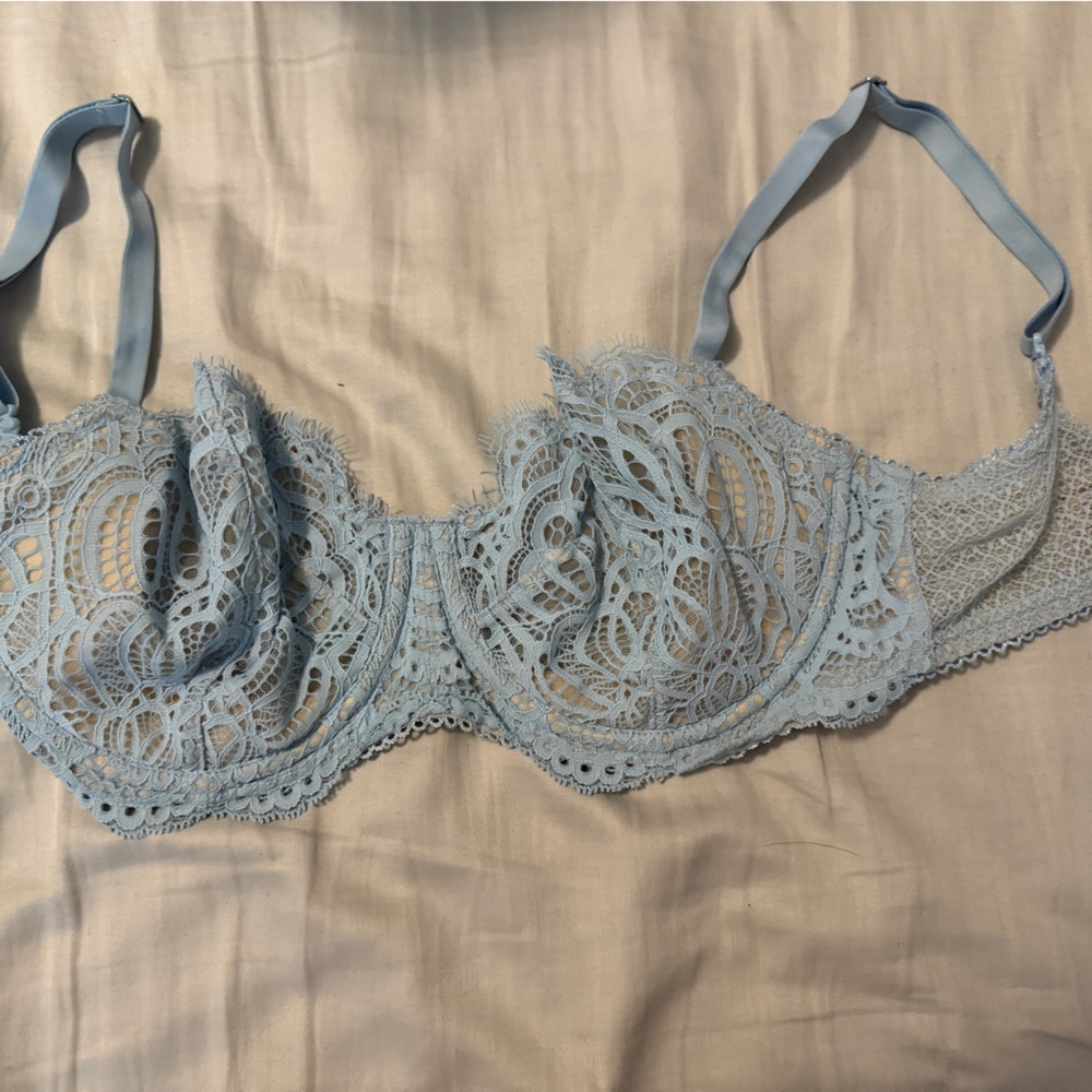 Victoria's Secret Sky Blue Lace Bra